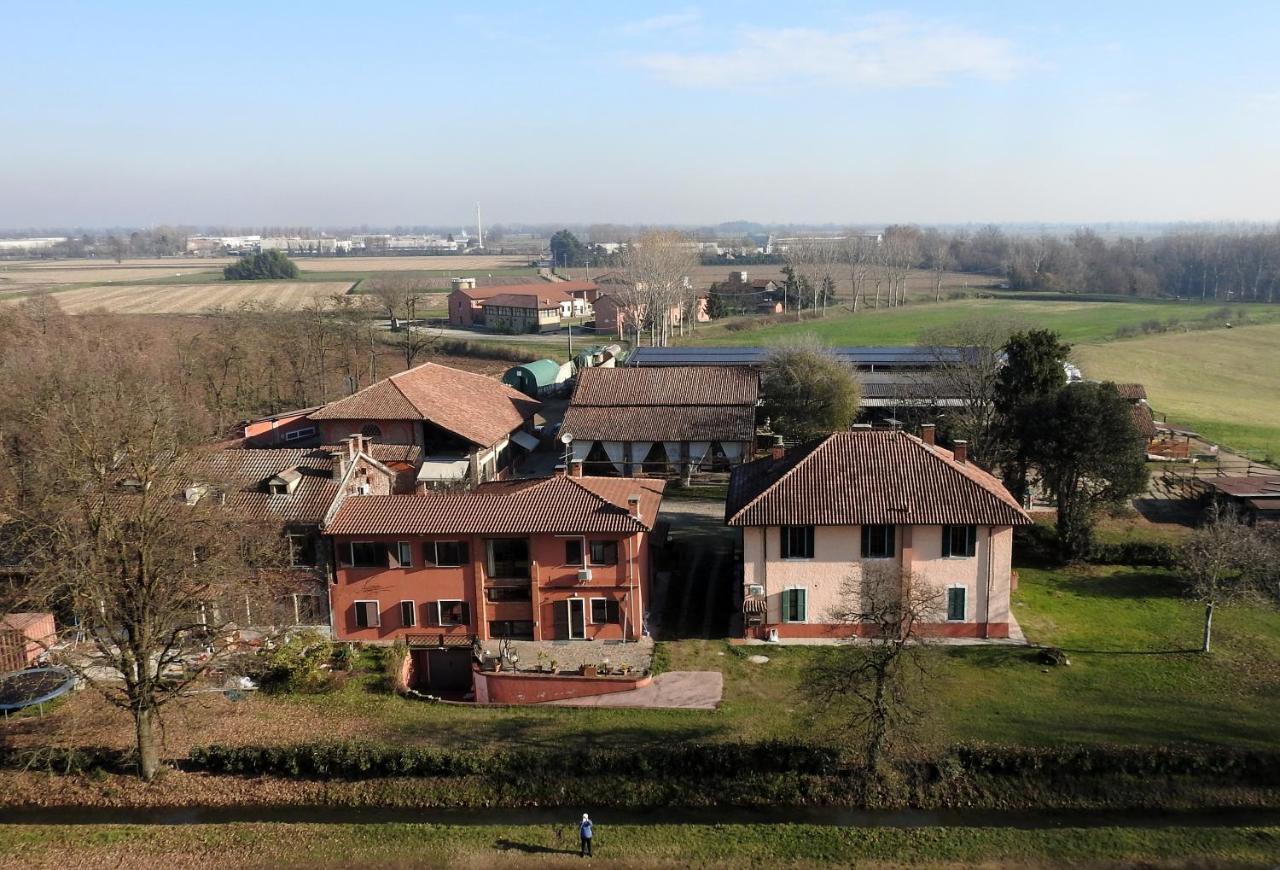 مبيت وإفطار Ozzero Agriturismo Cascina Selva المظهر الخارجي الصورة